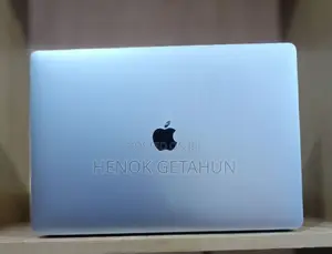 New Laptop Apple MacBook Pro 2019 16GB Intel Core I9 SSD 512GB