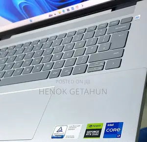 New Laptop Dell Inspiron 16 5620 16GB Intel Core I7 SSD 1T