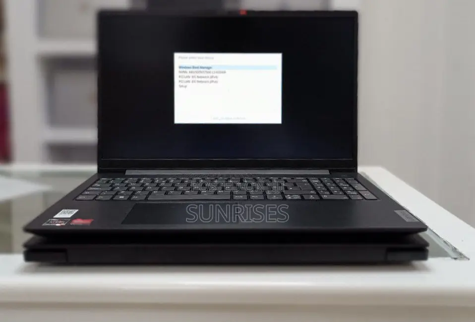 New Laptop Lenovo Ideapad 3 8GB AMD Ryzen 3 SSD 512GB