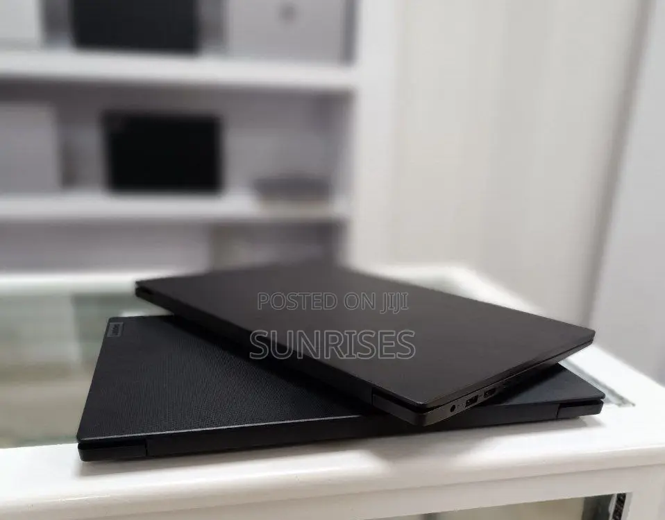 New Laptop Lenovo Ideapad 3 8GB AMD Ryzen 3 SSD 512GB