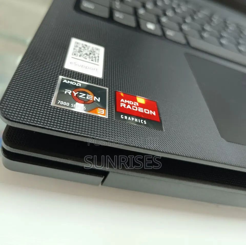 New Laptop Lenovo Ideapad 3 8GB AMD Ryzen 3 SSD 512GB