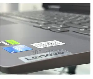 New Laptop Lenovo 8GB Intel Core I5 SSD 1T