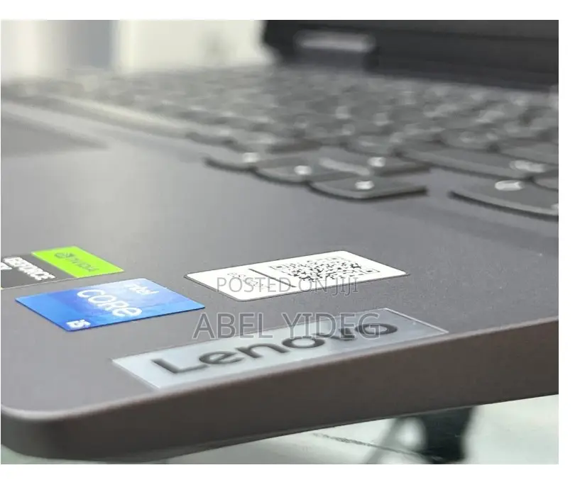 New Laptop Lenovo 8GB Intel Core I5 SSD 1T