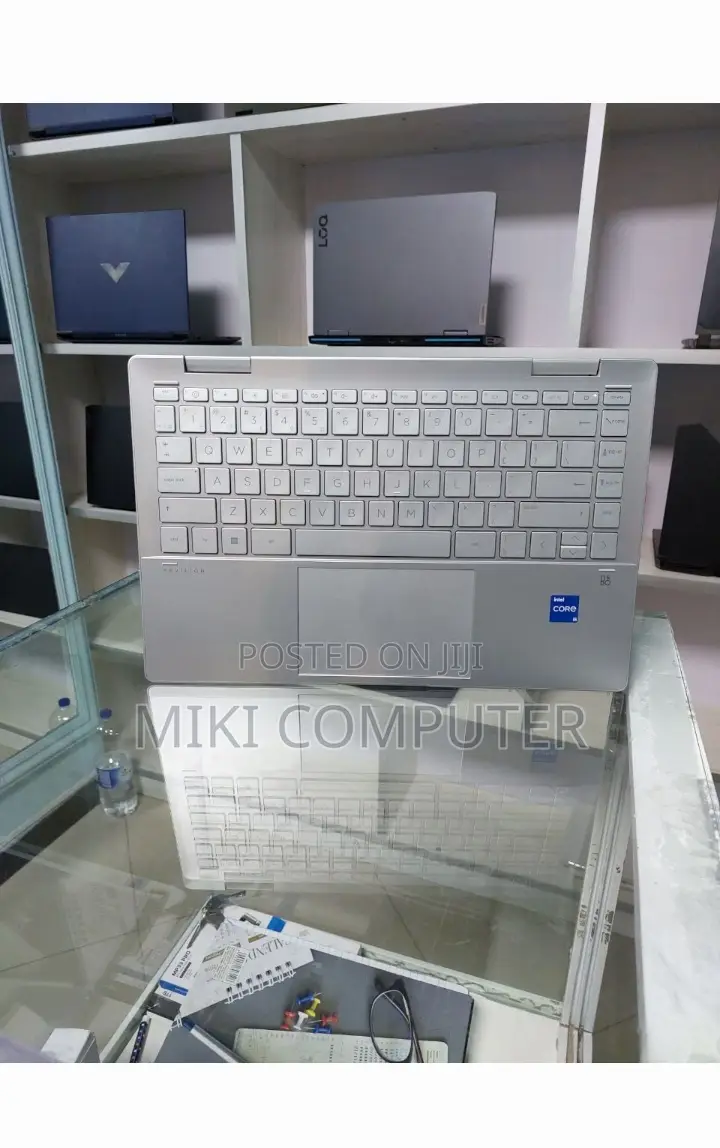 New Laptop HP Pavilion 15 8GB Intel Core I5 SSD 512GB