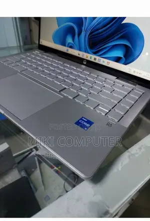 New Laptop HP Pavilion 15 8GB Intel Core I5 SSD 512GB