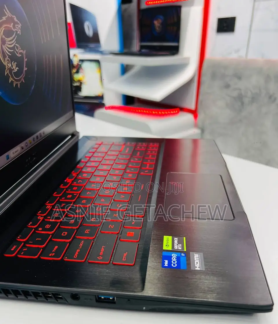 New Laptop MSI Pulse GL66 16GB Intel Core I5 SSD 512GB