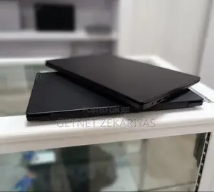 New Laptop Lenovo 8GB AMD Ryzen 3 SSD 256GB