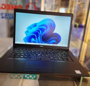 Photo - New Laptop Dell Latitude 5310 8GB Intel Core I5 SSD 512GB