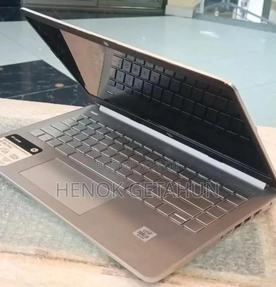 New Laptop HP Stream Notebook 8GB Intel Core i3 SSD 256GB