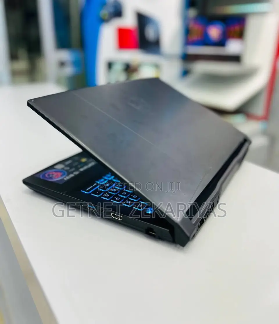 New Laptop MSI Katana 15 16GB Intel Core I7 SSD 512GB