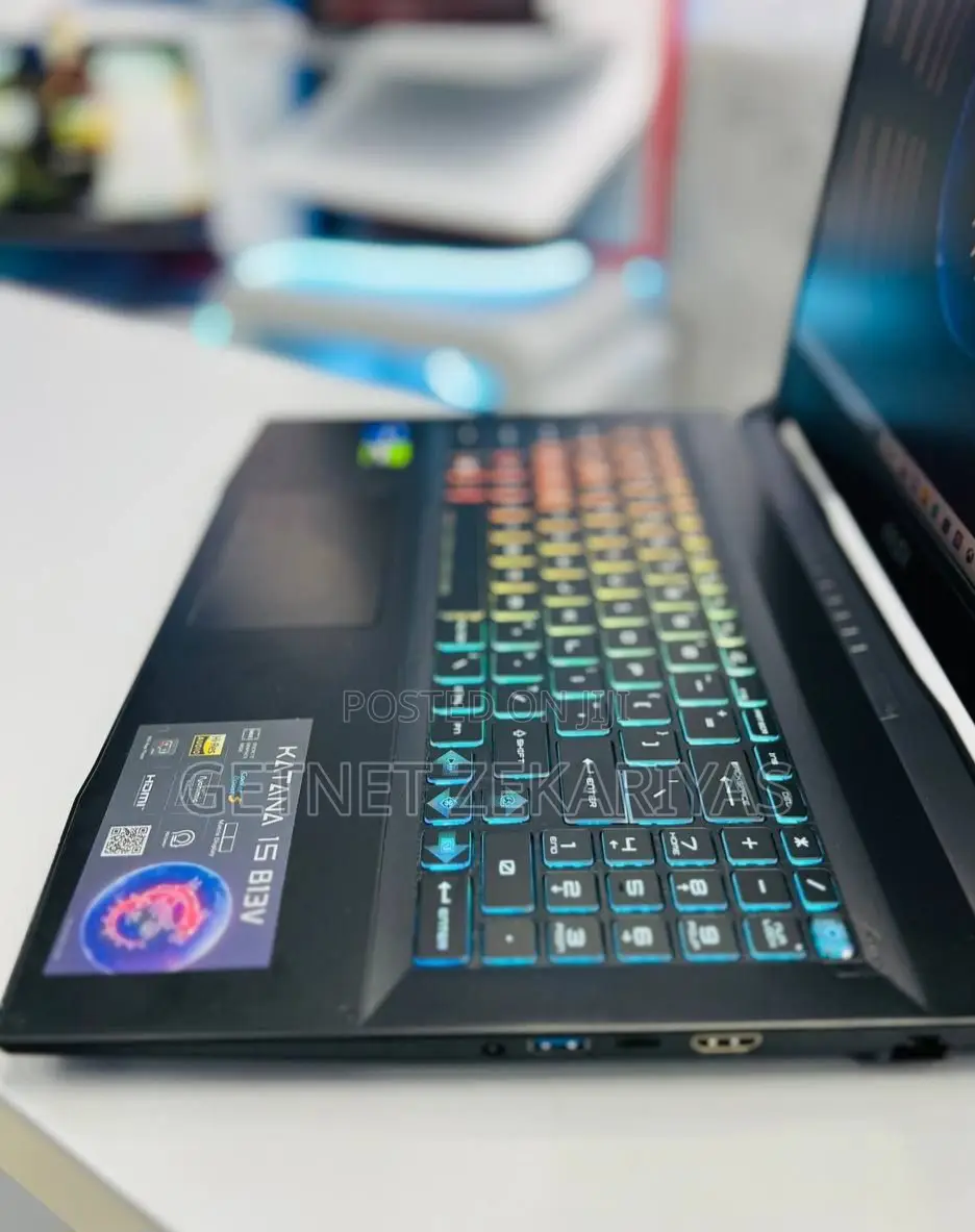 New Laptop MSI Katana 15 16GB Intel Core I7 SSD 512GB