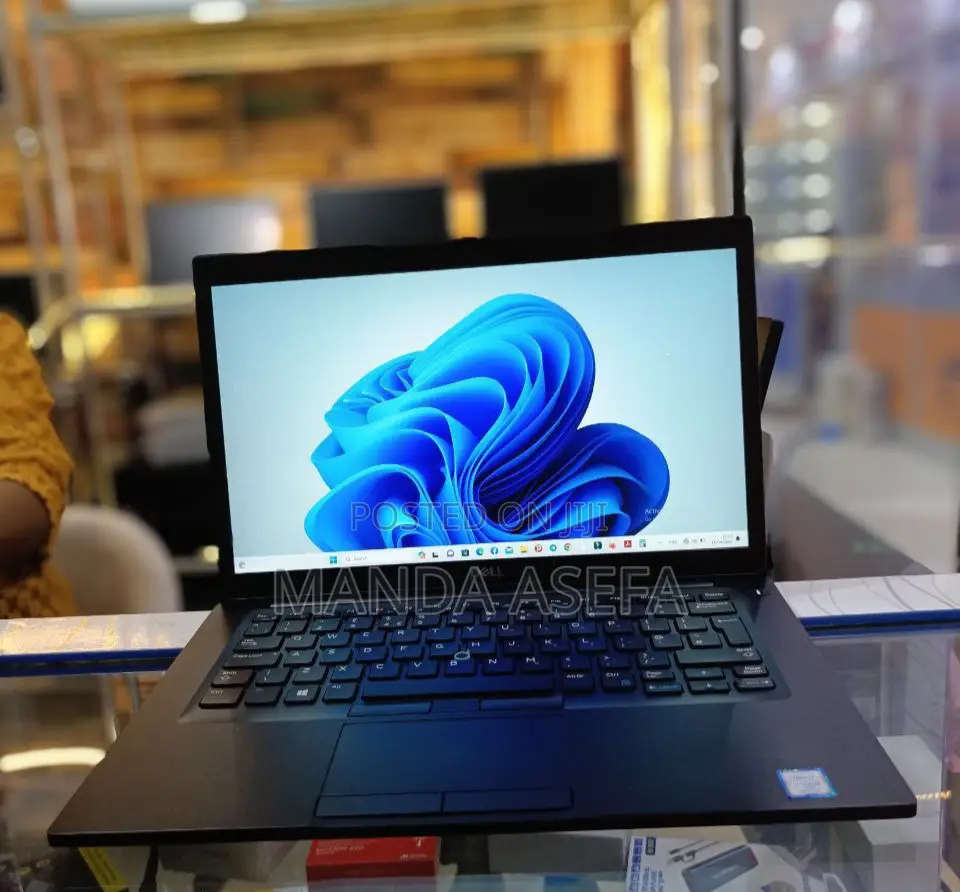 New Laptop Dell Latitude 7490 8GB Intel Core I5 SSD 256GB