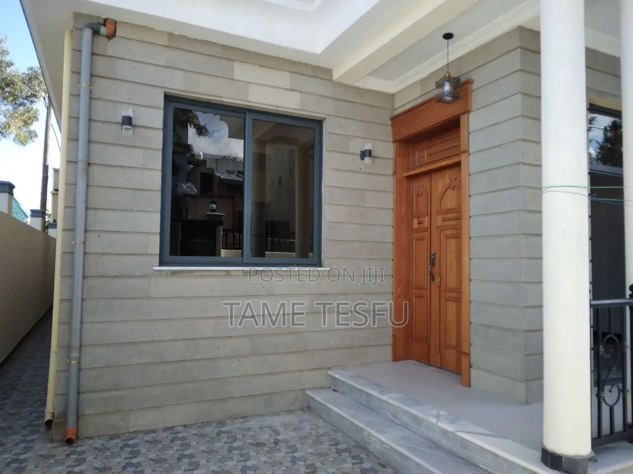 Furnished 3bdrm Villa in Summit, Bole for sale