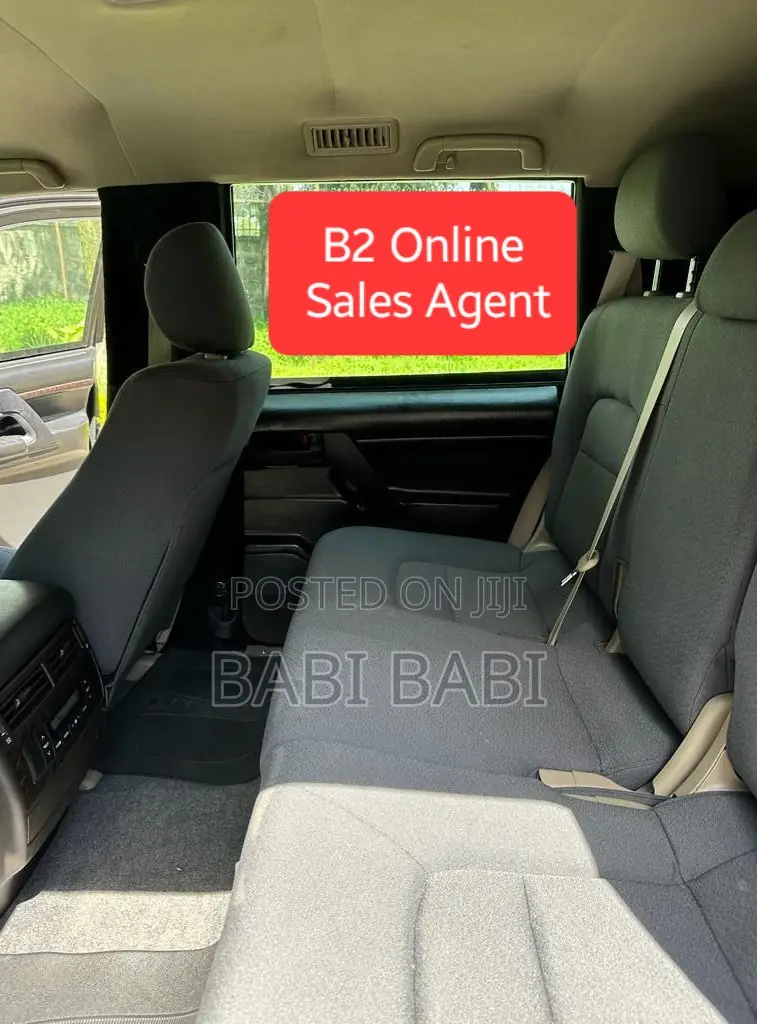 Toyota Land Cruiser 2015 White