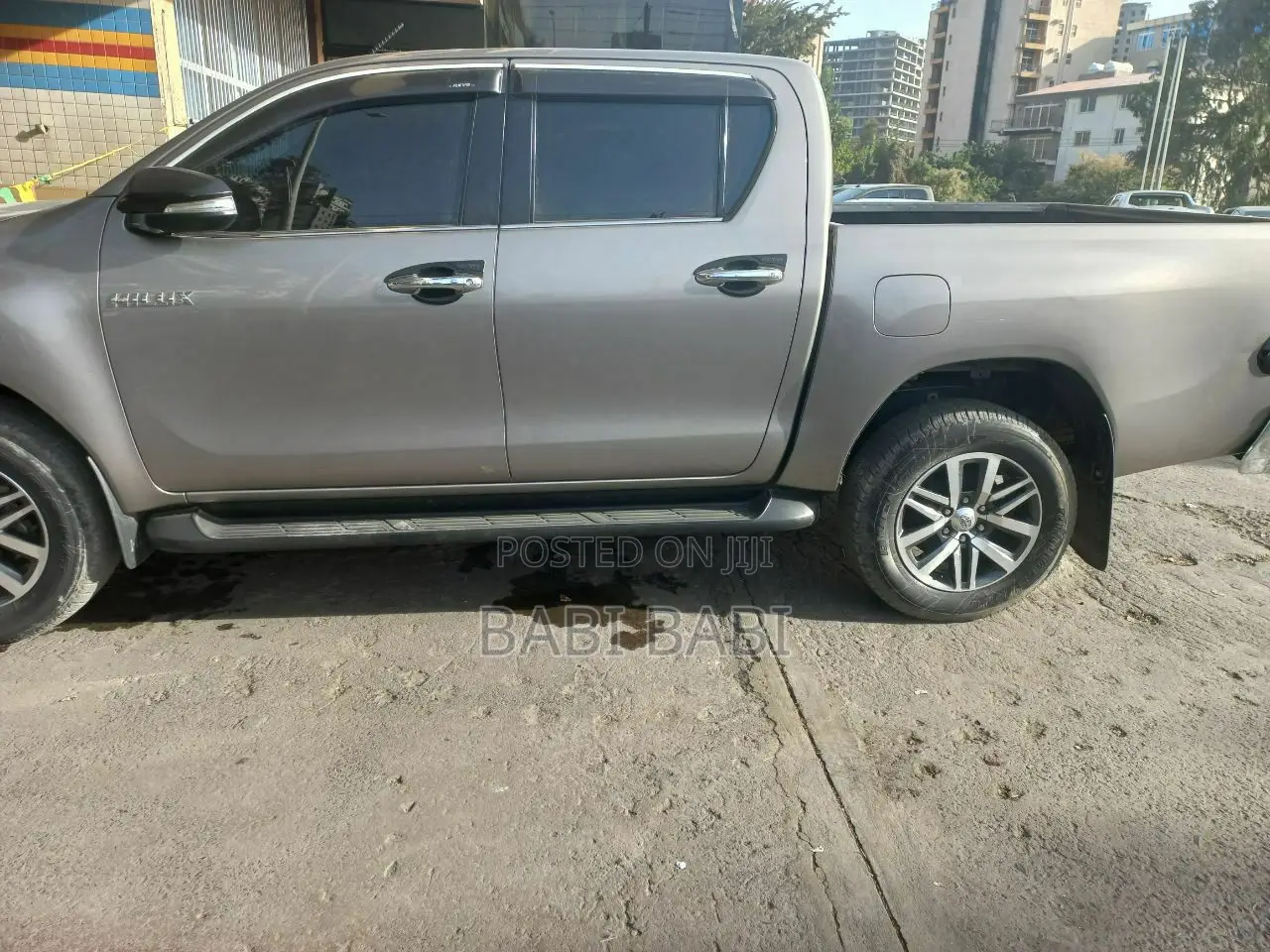 Toyota Hilux 2018 Gold