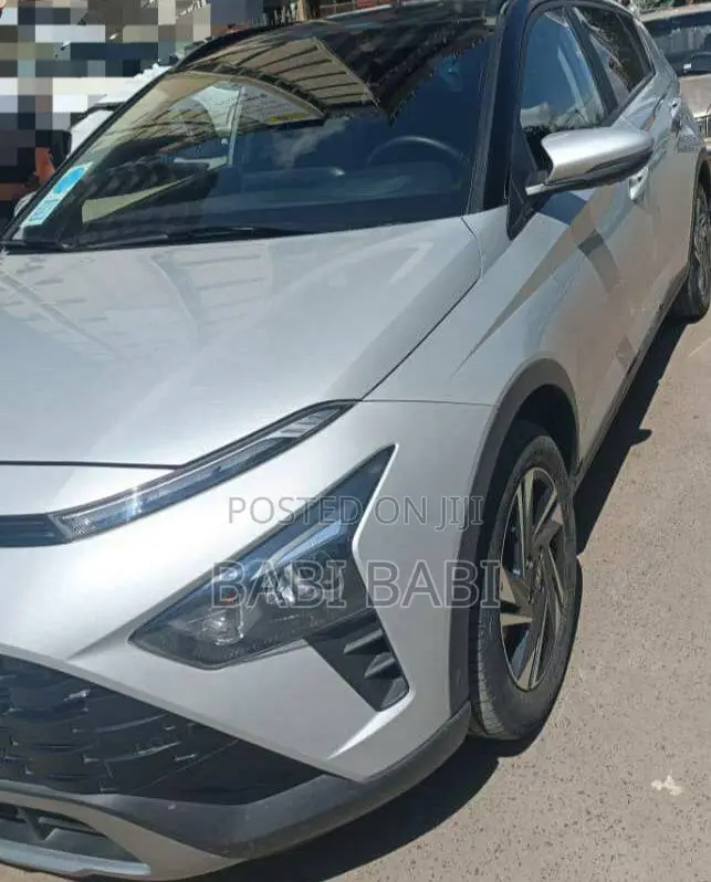 Hyundai Bayon 2022 Silver