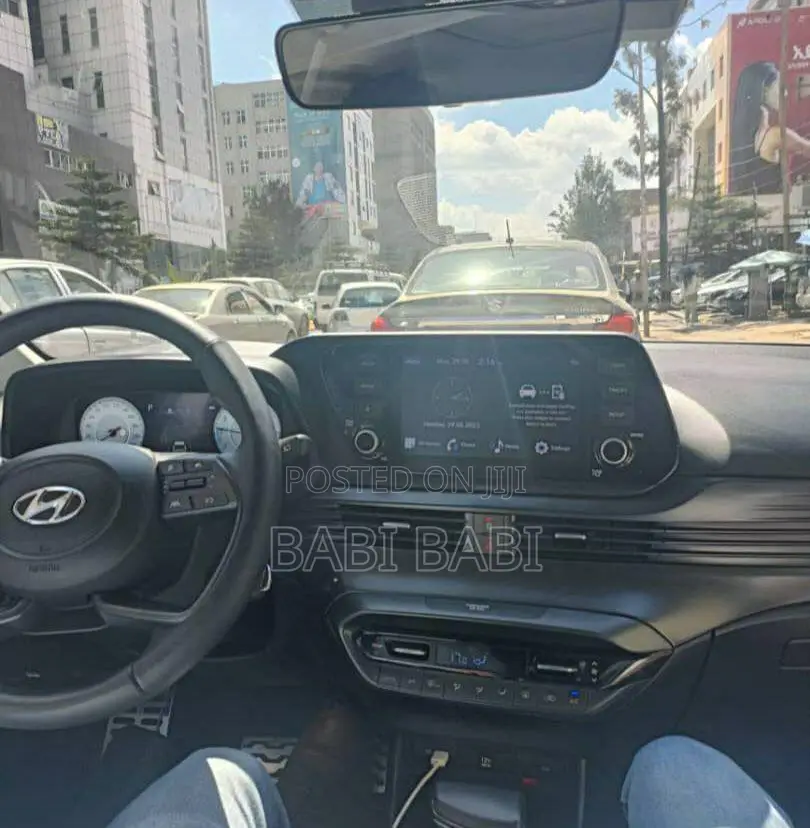 Hyundai Bayon 2022 Silver