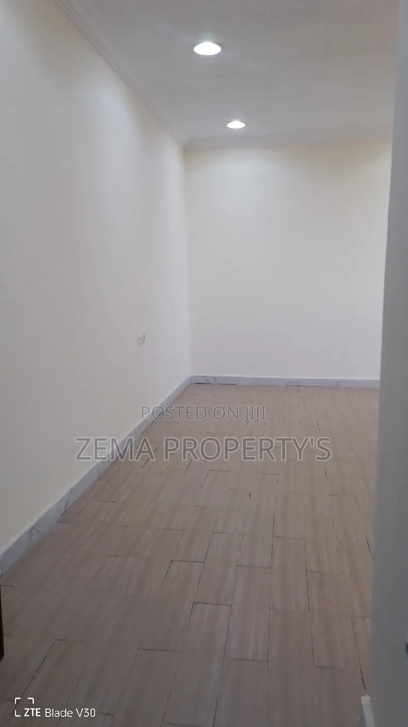 4bdrm Apartment in Zema, Bole for rent