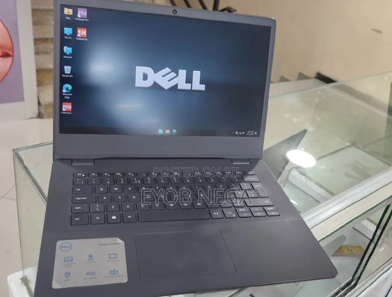 New Laptop Dell Vostro 14 3000 8GB Intel Core I5 SSD 256GB