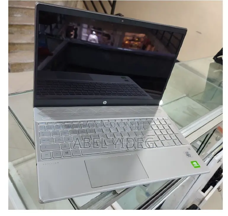 New Laptop HP Pavilion 15 8GB Intel Core I7 HDD 1T