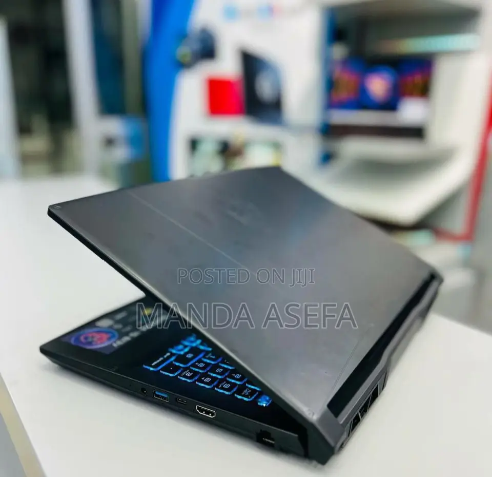 New Laptop MSI Katana 15 16GB Intel Core I7 SSD 512GB