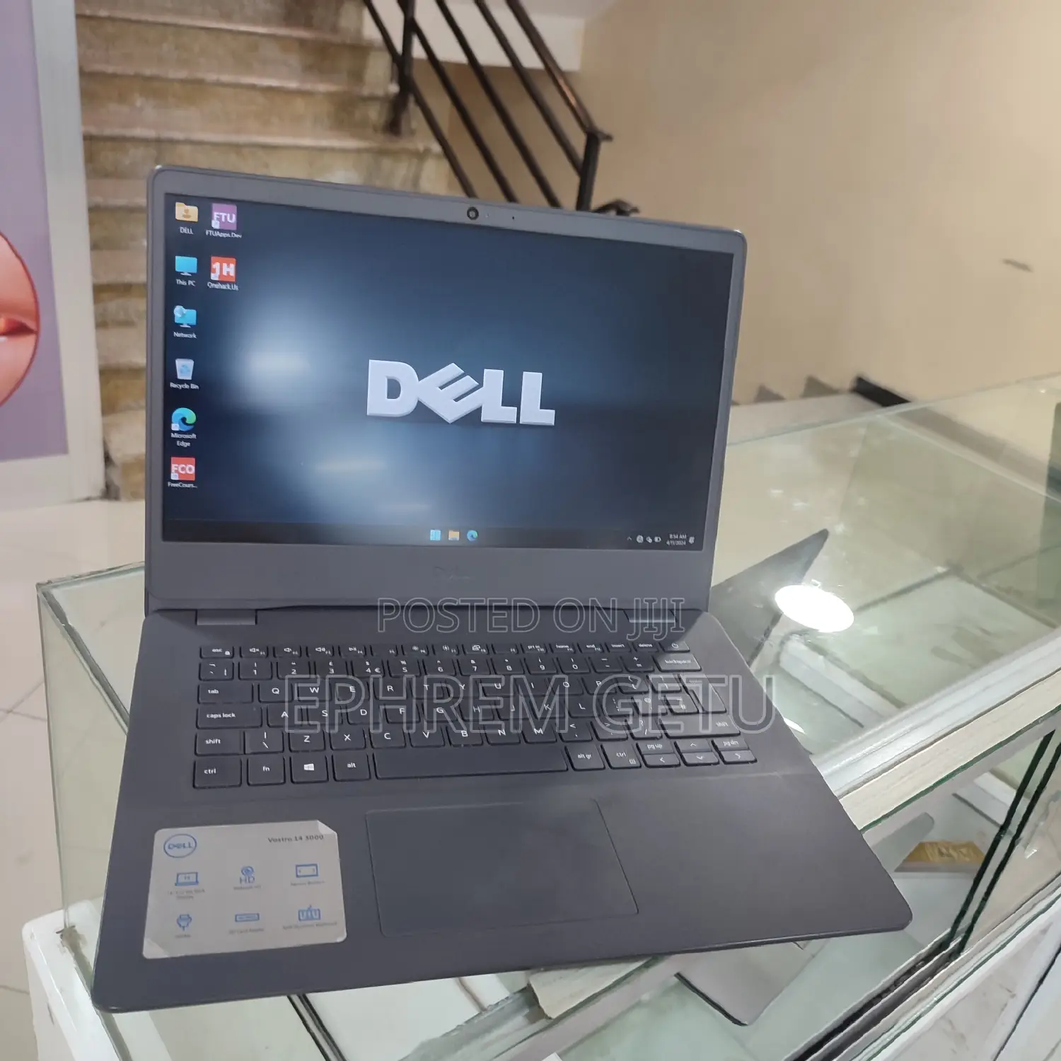 New Laptop Dell Vostro 3000 8GB Intel Core I5 SSD 256GB