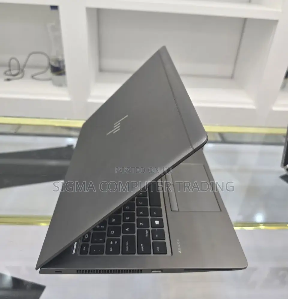 New Laptop HP ZBook Studio 16GB Intel Core I7 SSD 512GB