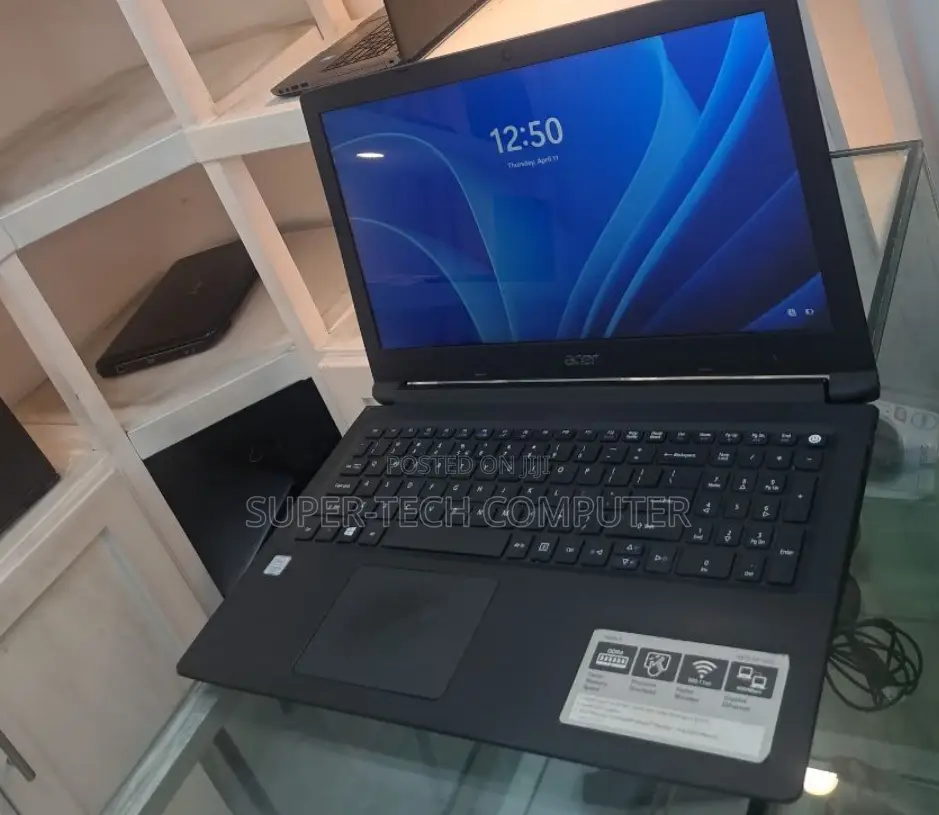 New Laptop Acer Aspire 3 8GB Intel Core I5 HDD 1T
