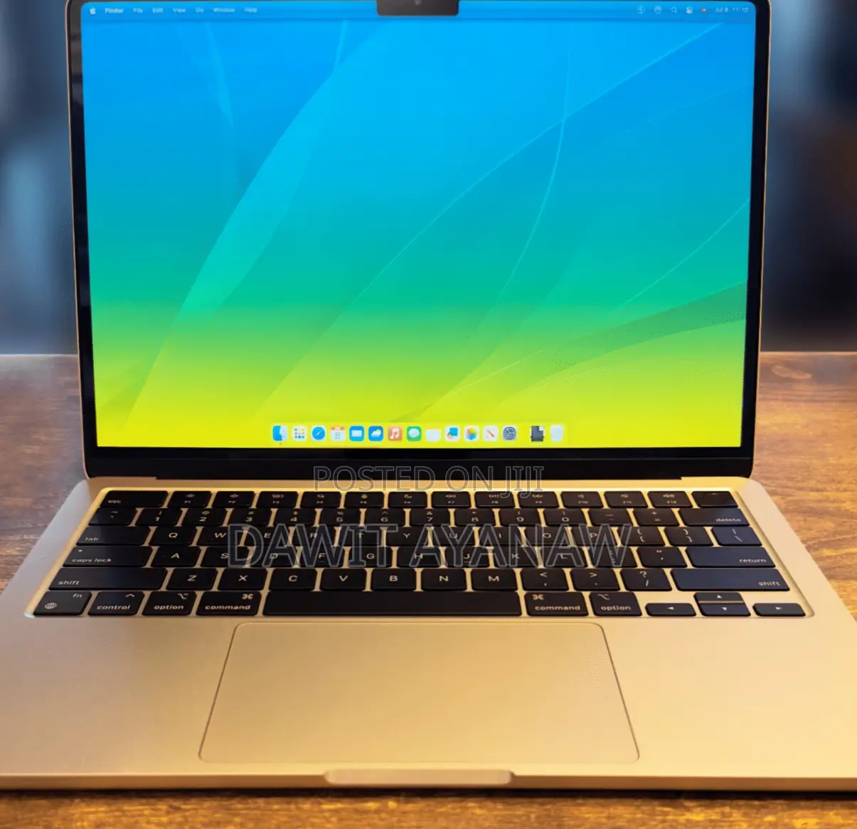 New Laptop Apple MacBook Air 2022 M2 8GB Apple M2 SSD 256GB