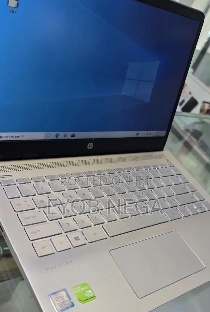 New Laptop HP Pavilion 15 8GB Intel Core I7 HDD+SSD 640GB