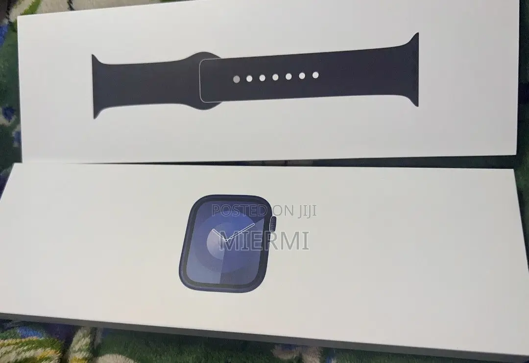 Apple Watch Series 9 Packed 45mm
