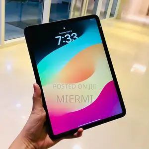 Photo - New Apple iPad Pro 11 (2021) 128 GB Gray