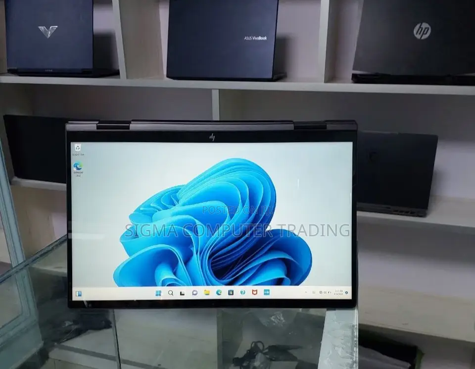 New Laptop HP Envy X360 16GB AMD Ryzen 7 SSD 512GB