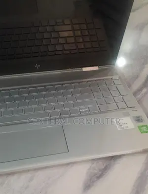 New Laptop HP Envy Spectre XT 13 8GB Intel Core I7 SSD 512GB