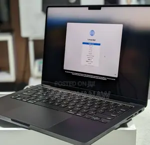 New Laptop Apple MacBook Pro 2023 M3 Pro 14-Inch 18GB Apple M3 SSD 1T