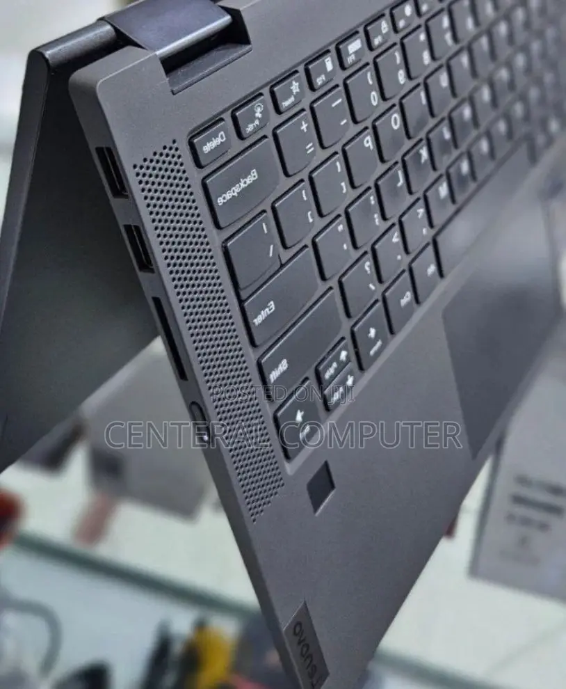 New Laptop Lenovo Flex 5 8GB Intel Core I3 HDD 256GB