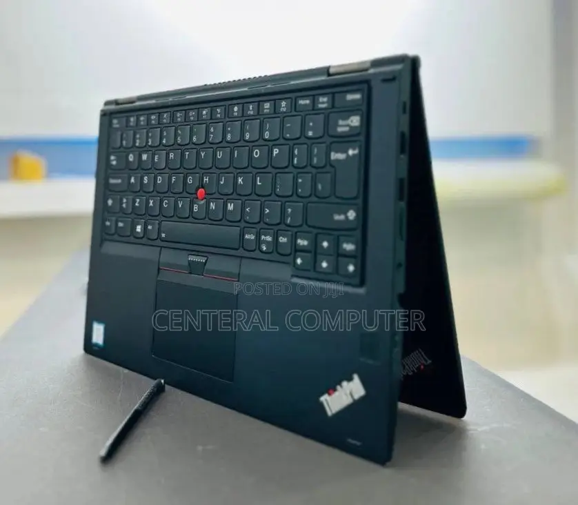 New Laptop Lenovo ThinkPad Yoga 370 8GB Intel Core I5 SSD 512GB