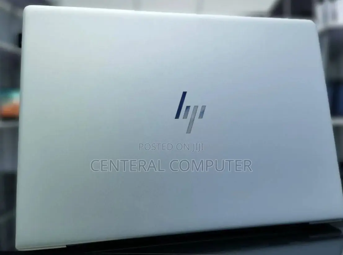 New Laptop HP 250 G7 16GB AMD Ryzen 5 SSD 512GB