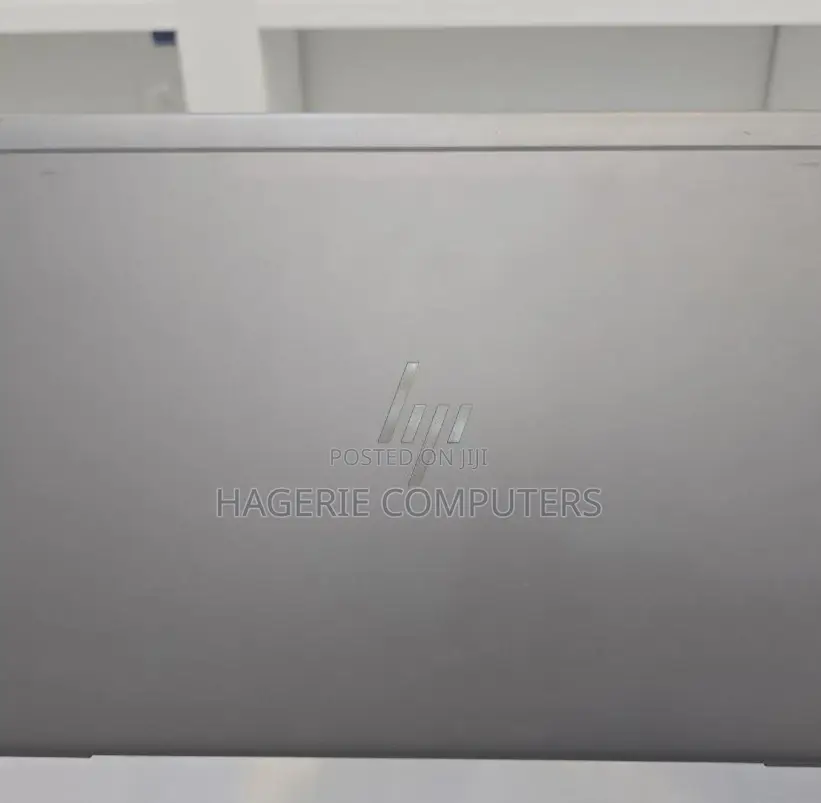 New Laptop HP ZBook Studio G5 16GB Intel Core I7 SSD 512GB