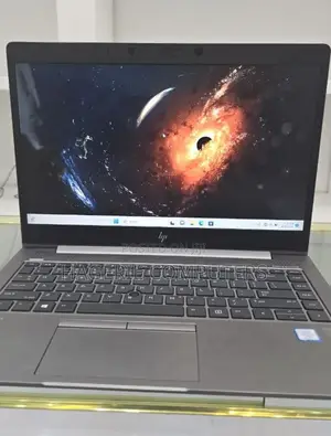 New Laptop HP ZBook Studio G5 16GB Intel Core I7 SSD 512GB
