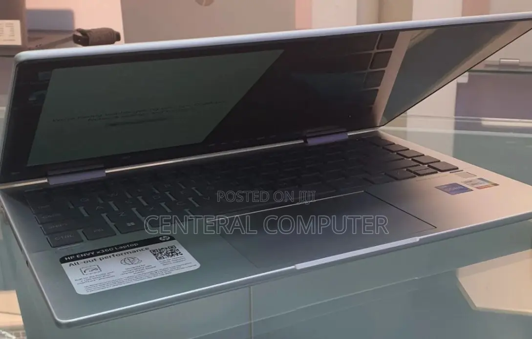 New Laptop HP Pavilion 15-Eh0050wm 16GB Intel Core I7 SSD 1T