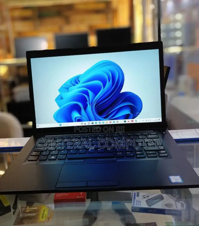 New Laptop HP Envy X2 16GB Intel Core I7 SSD 256GB