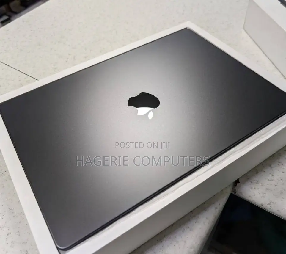 New Apple MacBook Pro 2023 M3 Pro 14-Inch 18GB Apple M3 Pro SSD 1T