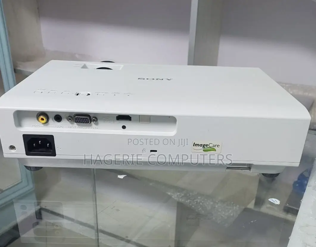 Brand New Sony Projector Dx 100