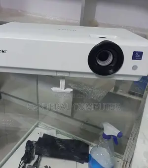 Photo - Brand New Projector