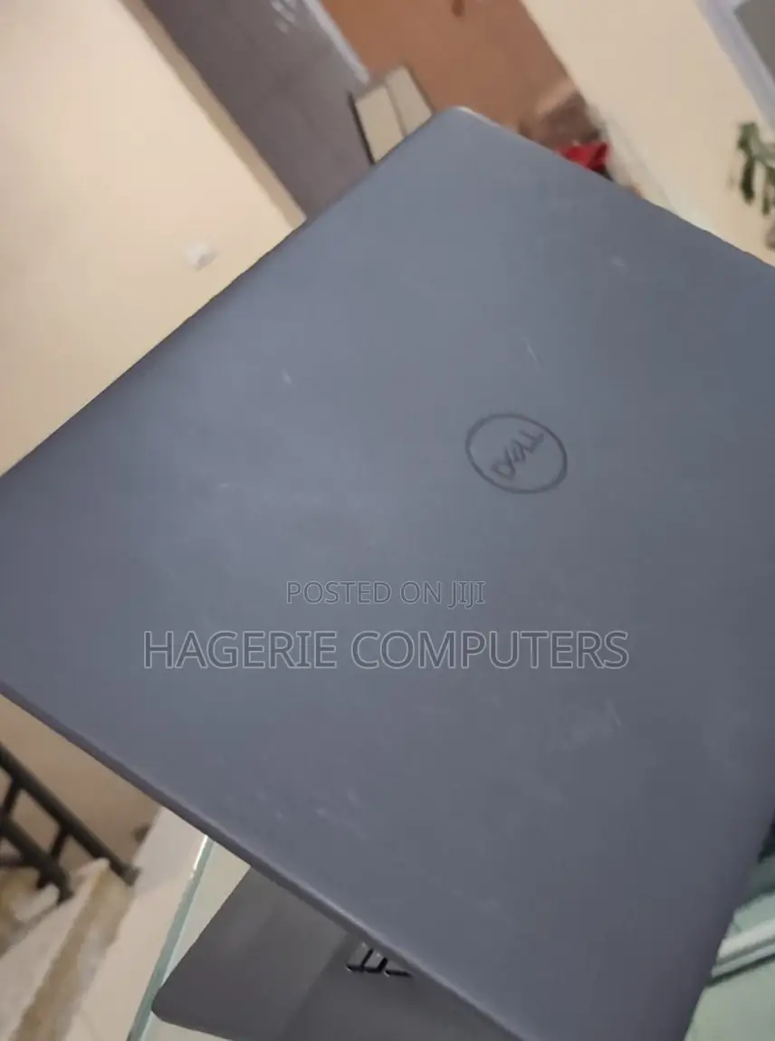 New Laptop Dell Vostro 14 3000 8GB Intel Core I5 SSD 256GB