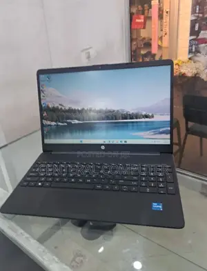New Laptop HP 650 G3 8GB Intel Core I3 SSD 256GB