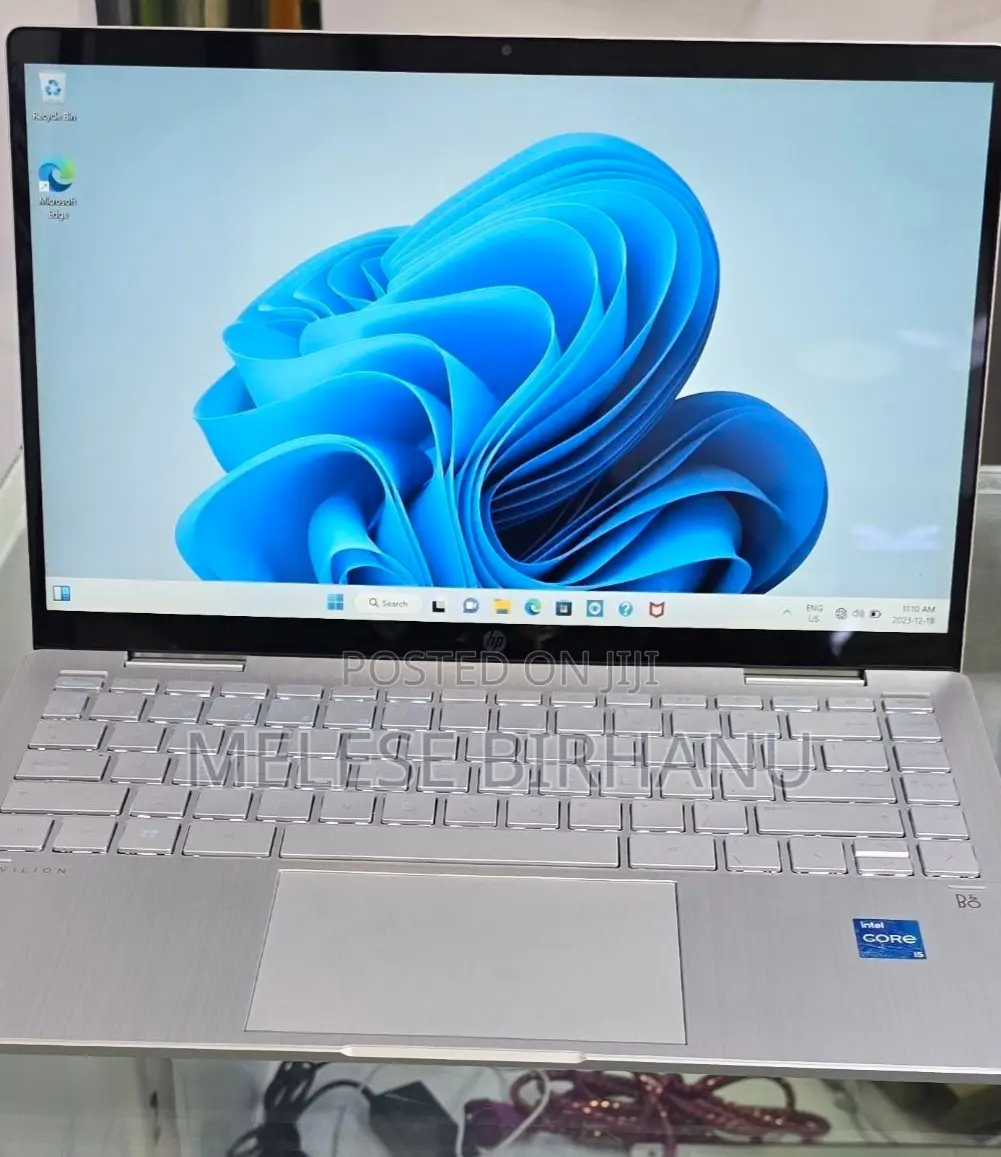 New Laptop HP 8GB SSD 512GB