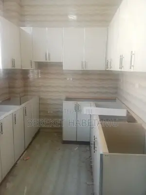 3bdrm Apartment in አዲስ አበባ, Nifas Silk-Lafto for sale