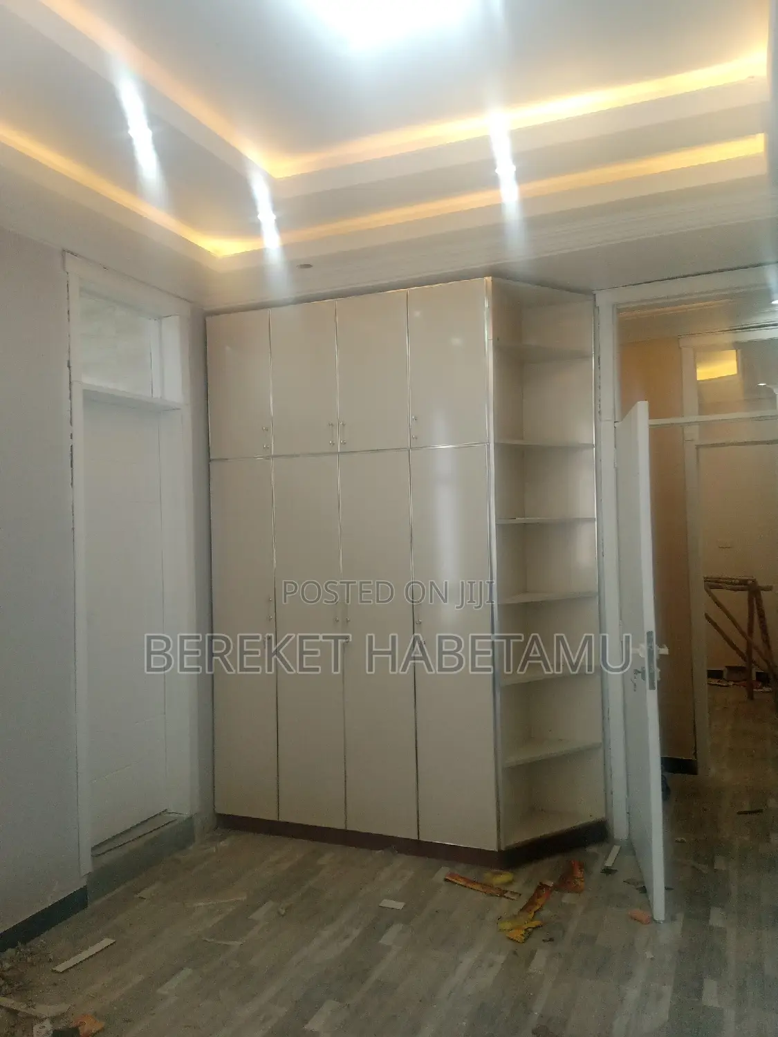 3bdrm Apartment in አዲስ አበባ, Nifas Silk-Lafto for sale